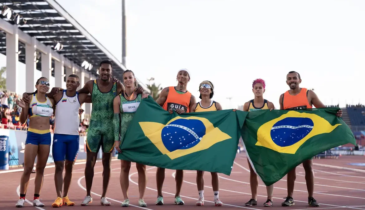 Brasil inicia disputa do atletismo do Parapan com 14 medalhas 1 Com direito a duas dobradinhas, a equipe de atletismo do Brasil conquistou 13 medalhas nesta terça-feira (21)