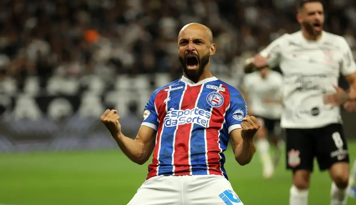 O Bahia atropelou o Corinthians por 5 a 1, na noite desta sexta-feira (24) em Itaquera