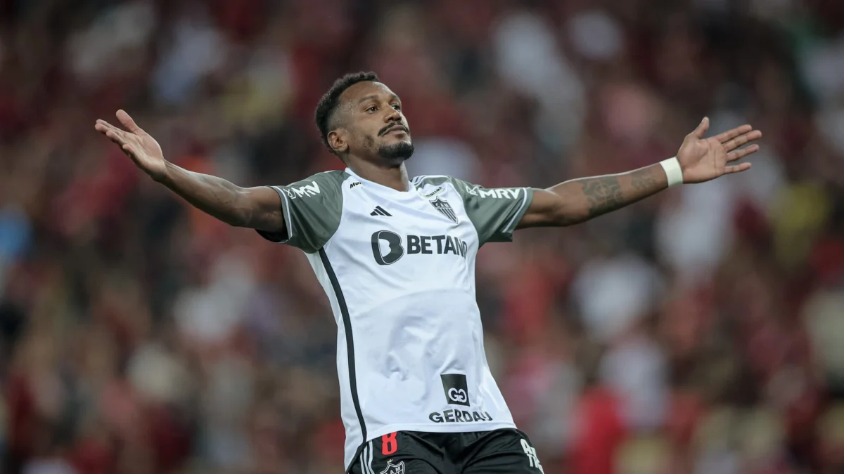 Goleada no Maraca. Galo atropela Flamengo no Rio de Janeiro 1 Em um jogo praticamente perfeito, o Atlético não deu chances ao Flamengo na noite desta quarta-feira (29), no Maracanã, e goleou o rival