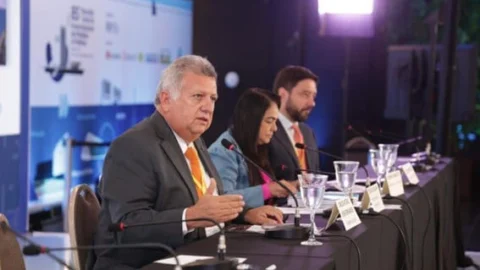 CAIXA participa da 85ª reunião da Frente Nacional de Prefeitas e Prefeitos