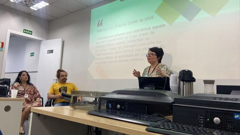 O encontro é parte de um ciclo de formação continuada da Central para qualificar o atendimento do Disque 100