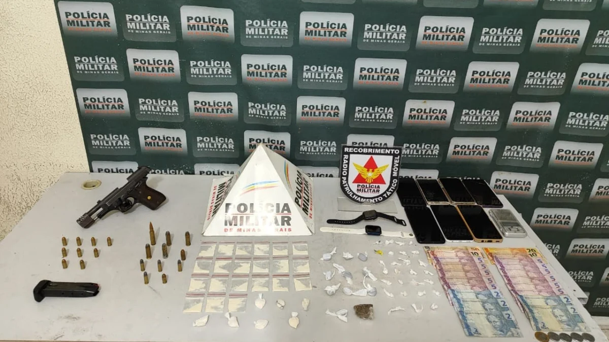 O material apreendido pelos militares foram entregues à Delegacia de Polícia Civil