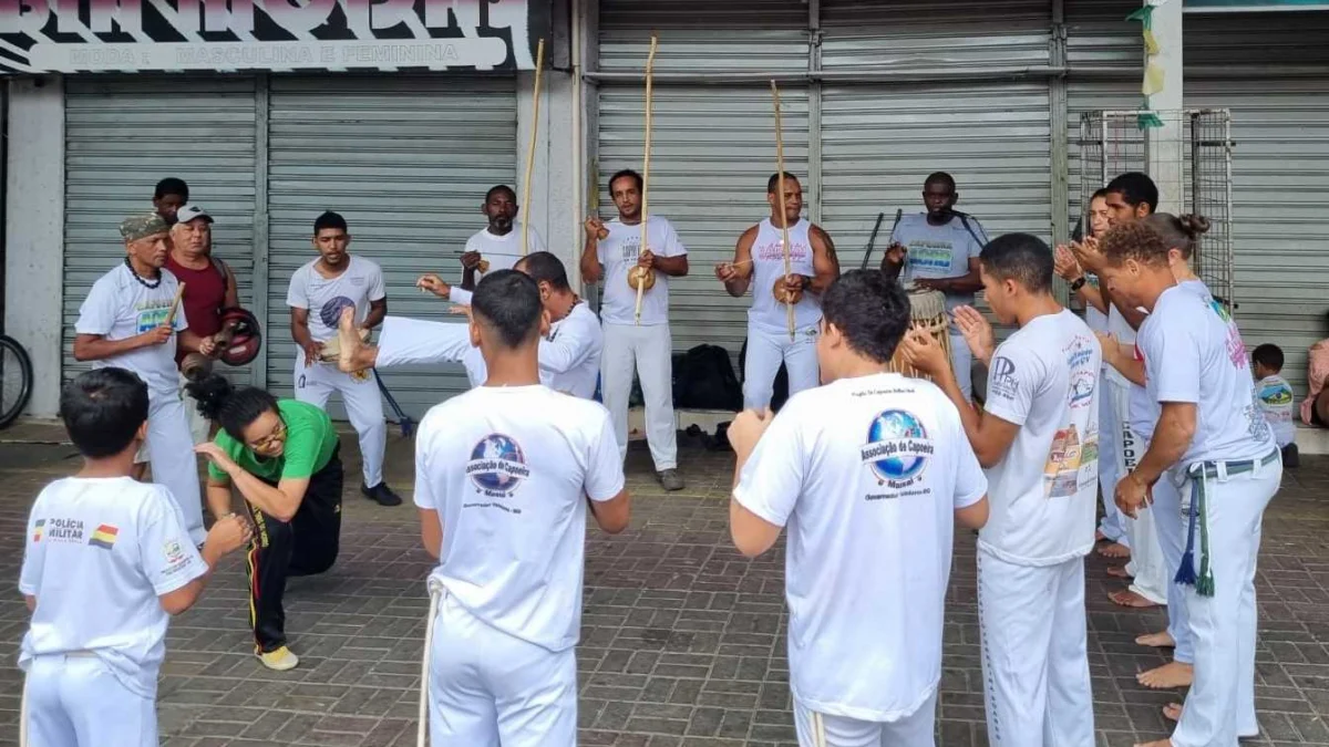 A Liga Valadarense de Capoeira (LVC) de Governador Valadares, fundada em 2009, realiza nesta semana, de 13 a 20, a Semana Municipal