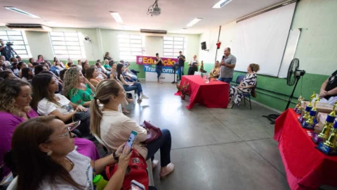 Premiação do Só Letra e Só Letrinha festeja a educação municipal de Valadares 8 Premiação do Só Letra e Só Letrinha festeja a educação municipal de Valadares