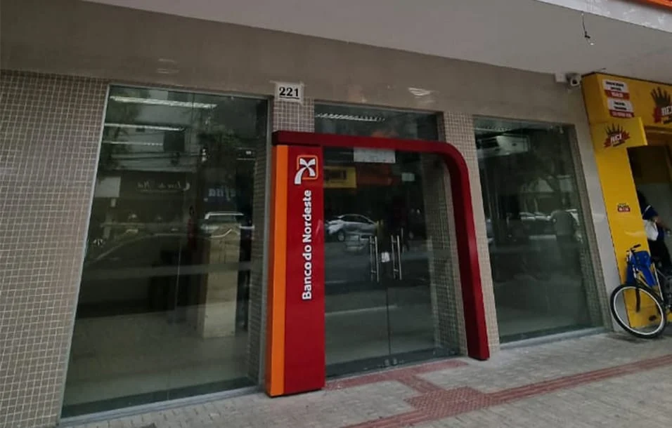 A fachada da nova agência a ser inaugurada no dia 1 de dezembro. Está na Avenida Minas Gerais, 221