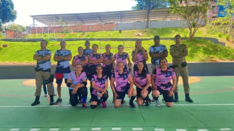 Futsal feminino da 8ª RPM representa a região leste na fase ouro do torneio malhas de ouro da PMMG, em BH