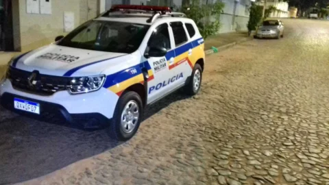 Mulher denuncia abuso sexual de sua filha de 5 anos de idade, mas acaba sendo presa por tráfico de drogas 3 Mulher denuncia abuso sexual de sua filha de 5 anos de idade, mas acaba sendo presa por tráfico de drogas