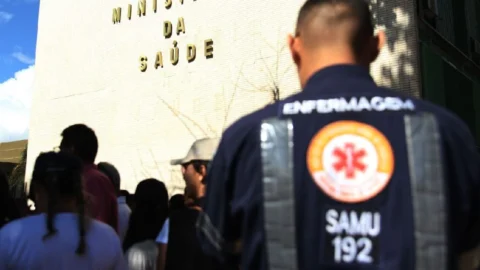 SMS realiza repasse do piso salarial dos prestadores de serviços às instituições