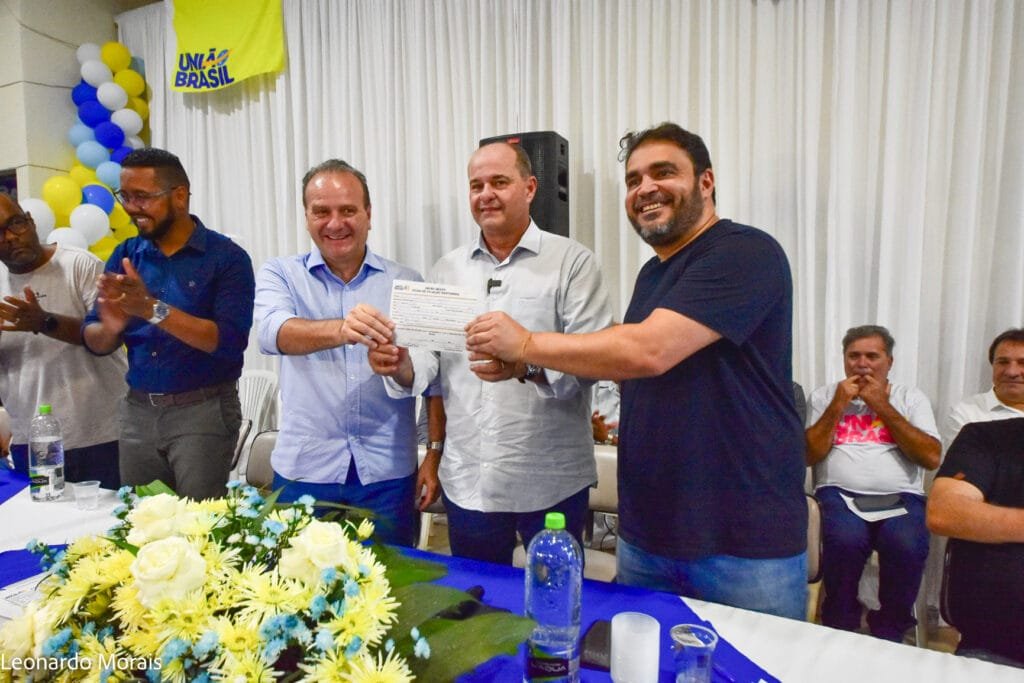 André Merlo agora é o União Brasil em Governador Valadares e região 2 Prefeito Andre presidente do Uniao Brasil em GV 113