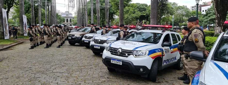 Polícia Militar de Minas lança operações para reforçar a segurança durante a Black Friday e o Natal 1 A Polícia Militar de Minas Gerais (PMMG) realizou, nesta sexta-feira (24/11), na Praça da Liberdade, região Centro-Sul de Belo Horizonte,