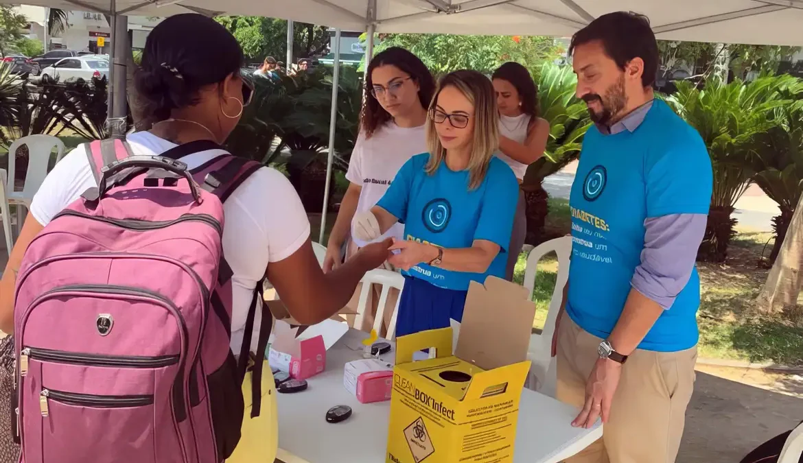 Mais de 10% dos brasileiros vivem com diabetes 1 O diabetes atinge 10,2% da população brasileira, conforme dados da pesquisa Vigitel Brasil 2023 (Vigilância de Fatores de Risco e Proteção