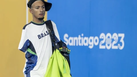 Choque de 13 mil volts na infância mudou o destino de Samuel Oliveira, que estreia em Parapans 4 Choque de 13 mil volts na infância mudou o destino de Samuel Oliveira, que estreia em Parapans