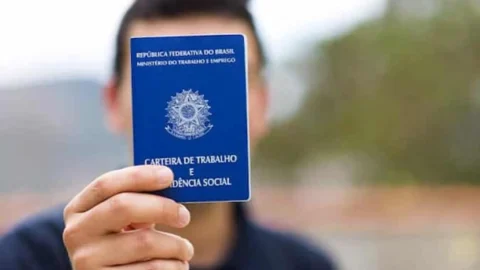 Descubra completa 2 anos com saldo positivo de adolescentes e jovens qualificados para o trabalho