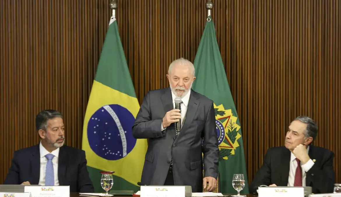 Presidir G20 é maior responsabilidade do Brasil, diz Lula 1 Para Lula, coordenar o grupo das 20 maiores economias do mundo, possivelmente, é a maior responsabilidade internacional do Brasil