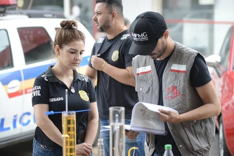 Vinte postos de combustíveis localizados em Belo Horizonte, Contagem e Uberlândia foram alvos da Operação Apate, nessa terça-feira (21/11)