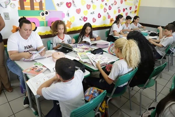 O programa Jovens Mineiros Sustentáveis (JMS) expande suas atividades em Minas Gerais e pode alcançar, em 2024, até 9 mil alunos da rede