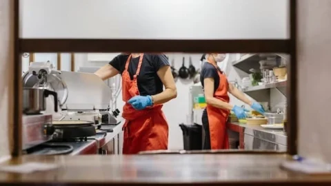 Governo de Minas lança edital para modernização de cozinhas comunitárias