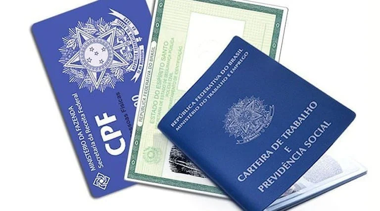 Na hora de buscar atendimento no Instituto Nacional do Seguro Social (INSS) é fundamental ter cuidado com a documentação, tanto pessoal