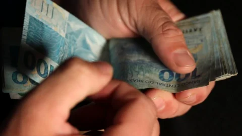 Dívida Pública Federal encerra outubro em R$ 6,17 trilhões 9 Dívida Pública Federal encerra outubro em R$ 6,17 trilhões