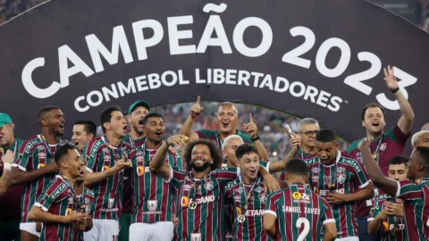 Fluminense derrota Boca Juniors na garra e fatura 1ª taça Libertadores 2 Fluminense derrota Boca Juniors na garra e fatura 1ª taça Libertadores