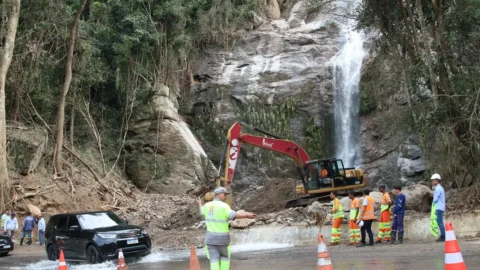 Pesquisa da CNT mostra que 67% das rodovias brasileiras têm problemas