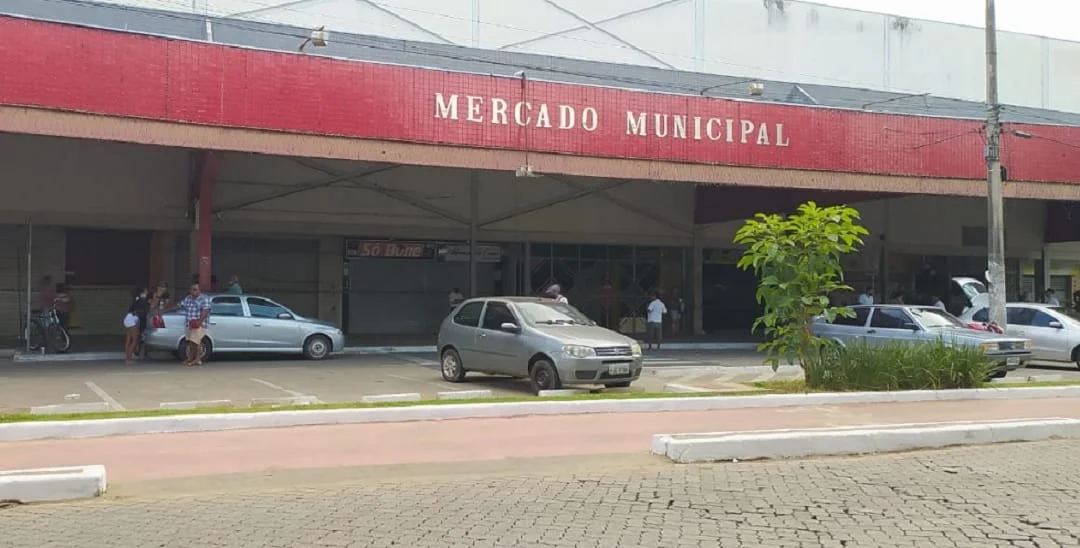Dia 19 tem Afeto no Mercado 1 Dia 19, das 9h ao meio-dia, acontecerá o Afeto no Mercado, no Mercado Municipal (na entrada pela rua Israel Pinheiro)