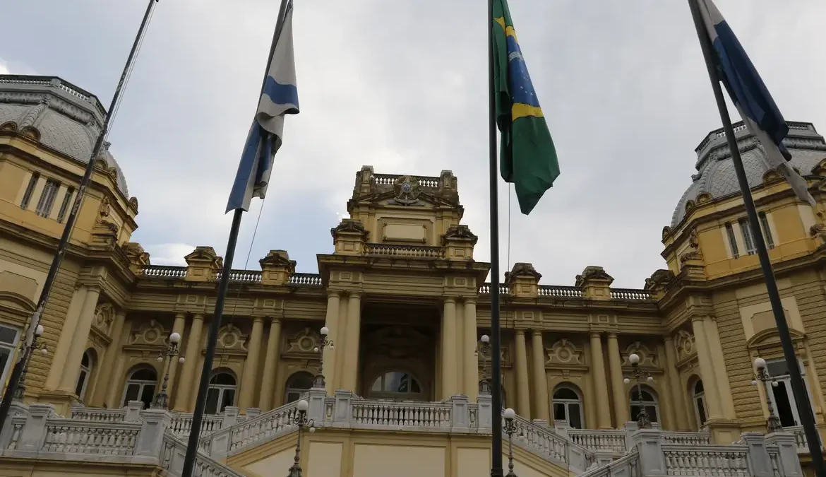 Governo do Rio começa a pagar piso da enfermagem a partir desta sexta 1 Os valores retroativos aos meses de maio a setembro serão depositados, de uma só vez, na conta dos 7.060 profissionais de saúde destas