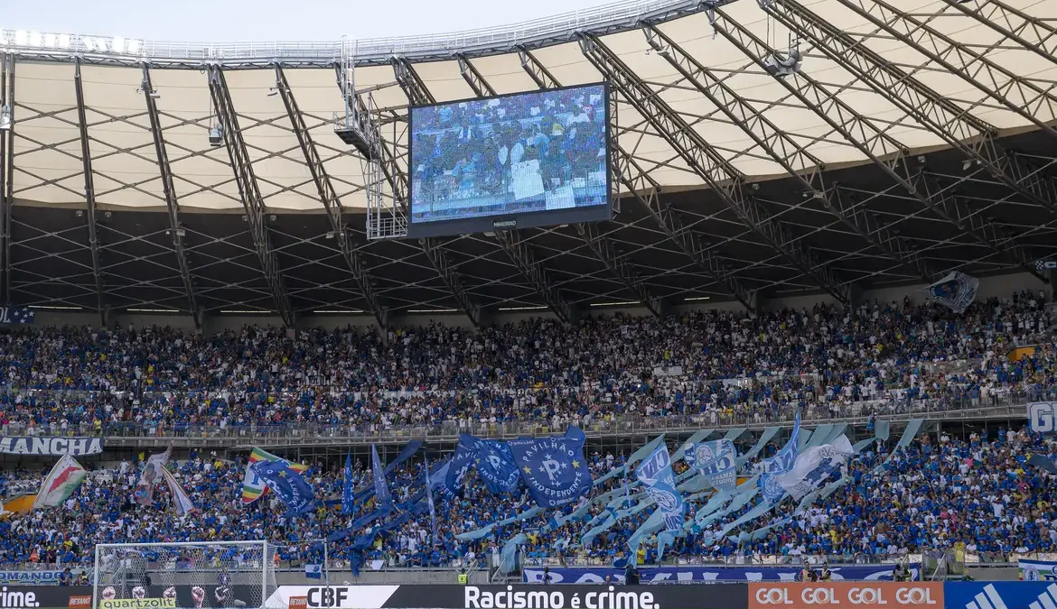 Cruzeiro enfrenta Athletico com torcida, após STJD aceitar recurso 1 Nesta terça (28), no entanto, o STJD aceitou “parcialmente” o pedido de recurso feito pelos clubes,solicitando a reconsideração
