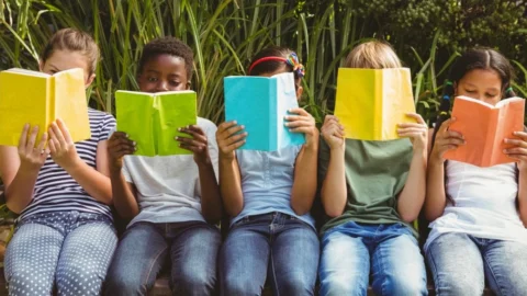 Escolas já podem solicitar recursos do Cantinho da Leitura