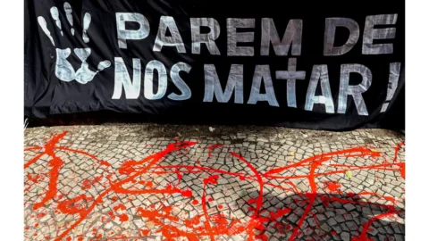 Grande Rio teve 283 chacinas policiais em sete anos, diz Fogo Cruzado 2 Grande Rio teve 283 chacinas policiais em sete anos, diz Fogo Cruzado