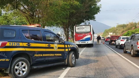 Acidentes matam 56 pessoas nas estradas federais no feriado prolongado