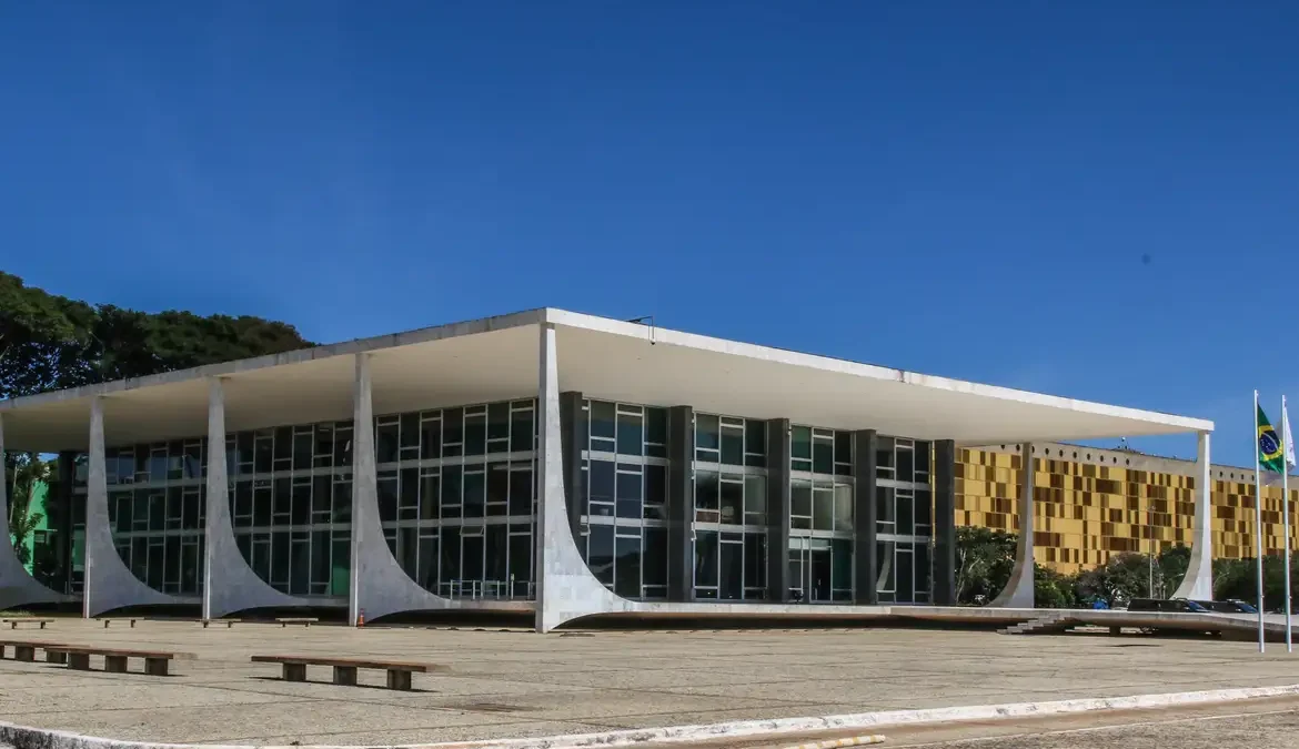 O assunto é julgado no plenário virtual, em que os ministros têm um período para votar remotamente