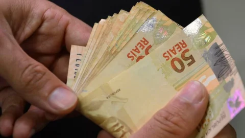 Pagamento do 13º salário injetará R$ 291 bilhões na economia