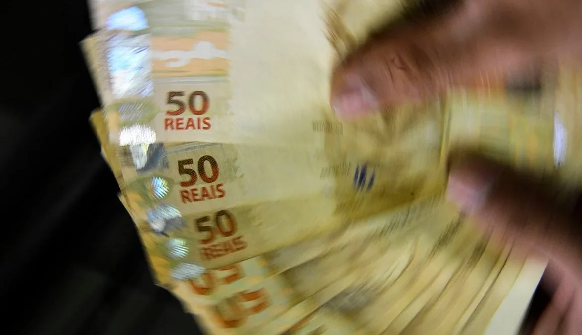 A partir desta segunda-feira (20), o Programa Desenrola Brasil entra numa nova fase