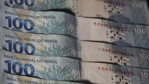Economia fica estagnada no terceiro trimestre, aponta FGV 6 Economia fica estagnada no terceiro trimestre, aponta FGV