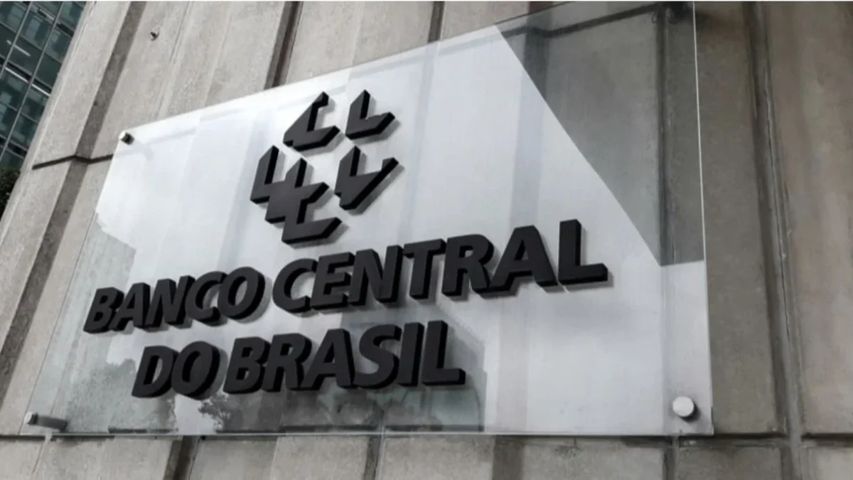LiveBC mostrou como aproveitar a Black Friday sem perder o controle no cartão de crédito 1 Nesta sexta-feira (24/11), acontece a Black Friday e, por conta disso, desde o início do mês, o consumidor é inundado por anúncios e mais