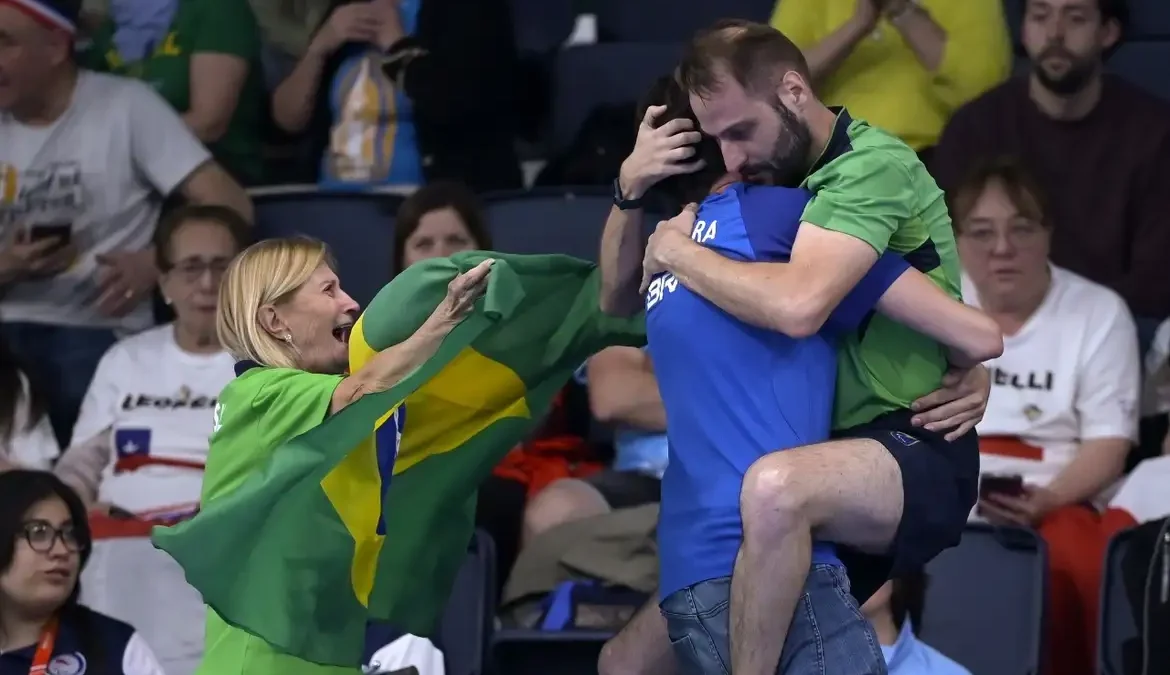 Tênis de mesa ganha seis ouros no Parapan de Santiago 1 Nas finais das primeiras categorias do tênis de mesa paralímpico nos Jogos Parapan-Americanos de Santiago (Chile), a delegação brasileira