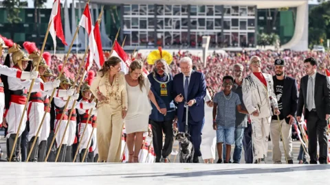 Relembre 2023 em 60 imagens de fatos marcantes 4 Relembre 2023 em 60 imagens de fatos marcantes