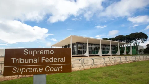 STF suspende julgamento sobre quarentena para políticos em estatais 2 STF suspende julgamento sobre quarentena para políticos em estatais