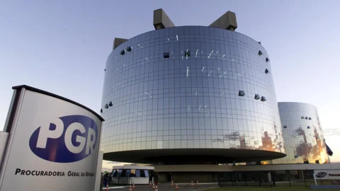 PGR pede reconhecimento da omissão de governos na proteção ambiental 2 PGR pede reconhecimento da omissão de governos na proteção ambiental