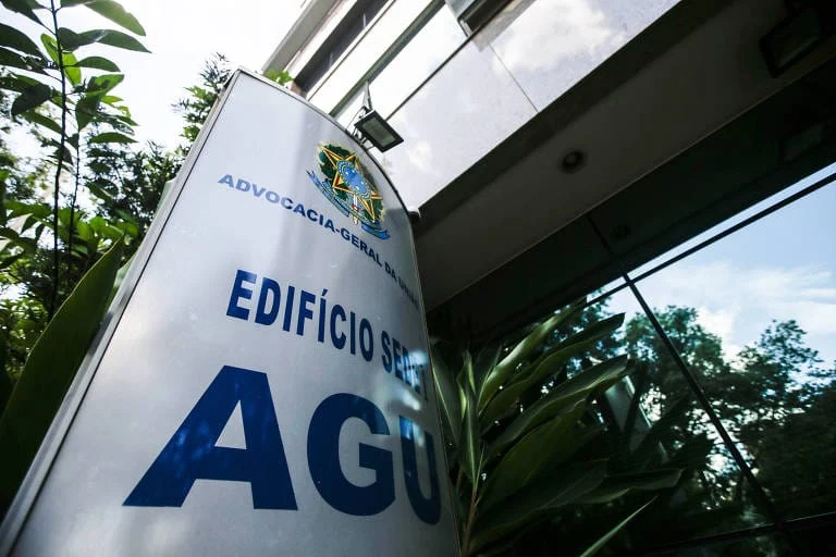 AGU garante efetivo ingresso de R$ 110 milhões aos cofres públicos após acordo com Unimed Rio 1 A Advocacia-Geral da União (AGU) já garantiu na Justiça o ingresso de mais de R$110,4 milhões aos cofres públicos