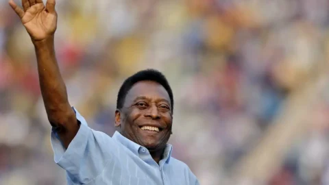 Um ano após morte, Pelé segue vivo na memória dos brasileiros