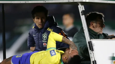 Lesão de ligamento cruzado anterior do joelho é terror para atletas