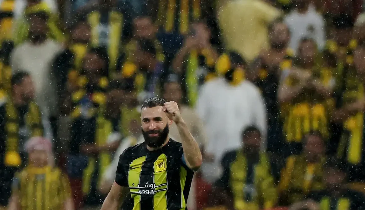Al-Ittihad derrota Auckland por 3 a 0 na abertura do Mundial de Clubes 1 O Al-Ittihad (Arábia Saudita) derrotou o Auckland City (Nova Zelândia) por 3 a 0, na tarde desta terça-feira (12) no Estádio Internacional