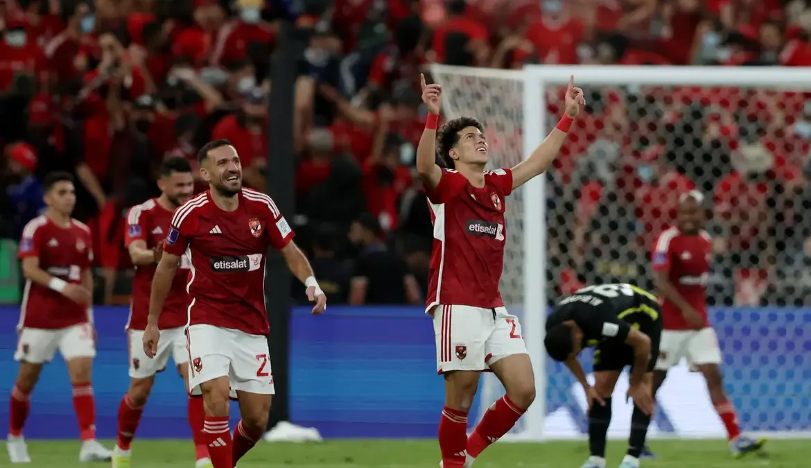 Mundial de Clubes: Al Ahly vence Al-Ittihad e enfrenta Fluminense 1 O Al Ahly (Egito) derrotou o Al-Ittihad (Arábia Saudita) por 3 a 1, nesta sexta-feira (15) no Estádio Internacional Rei Abdullah, em Jedá