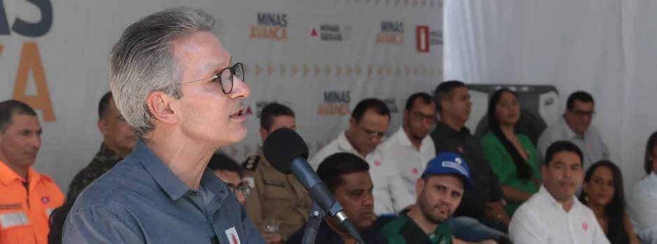 Governo de Minas vistoria serviços que ampliam e descentralizam o acesso à saúde no Norte do estado 1 O governador Romeu Zema acompanhou, neste sábado (9/12), em Januária, no médio São Francisco, tratativas da habilitação do município para
