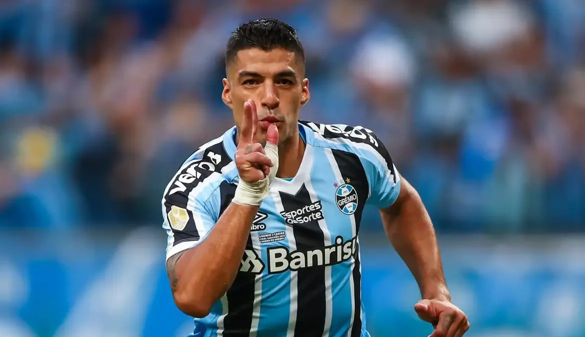 A mais tradicional - e a maior - premiação do futebol nacional, a ESPN Bola de Prata Sportingbet, elegeu hoje (7), em São Paulo, os
