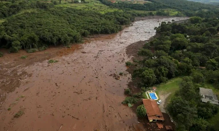 A política estabelece regras e garante direitos às pessoas afetadas por barragens