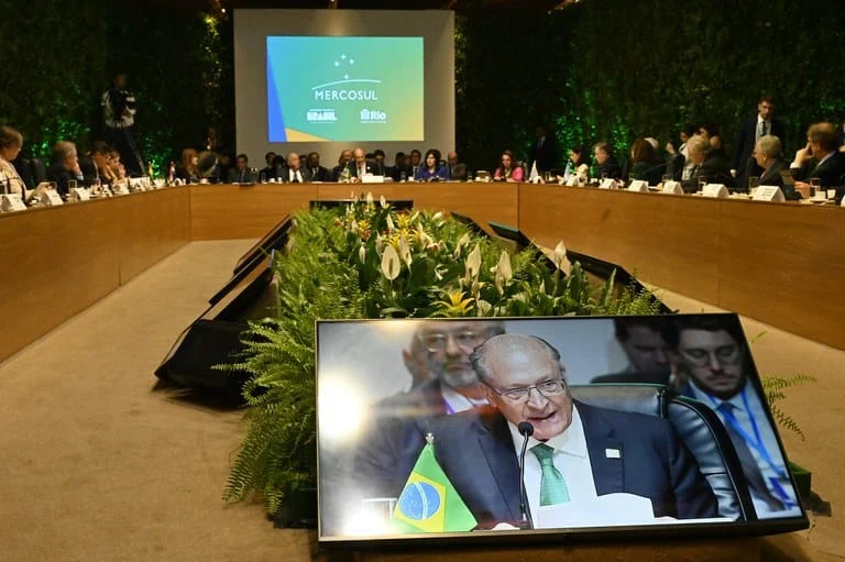 O vice-presidente e também ministro, Geraldo Alckmin, destacou que a assinatura do acordo Mercosul-Singapura e a entrada da Bolívia