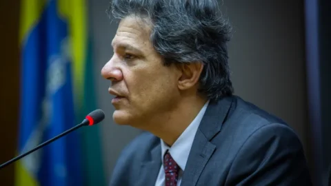 Haddad fala em “amadurecimento” do Brasil com aprovação de reforma